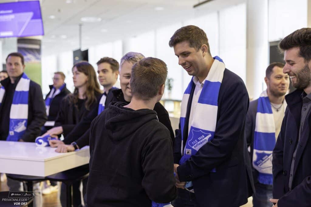 Gut gelaunter Austausch zwischen Teilnehmern und SAP beim Event 2026